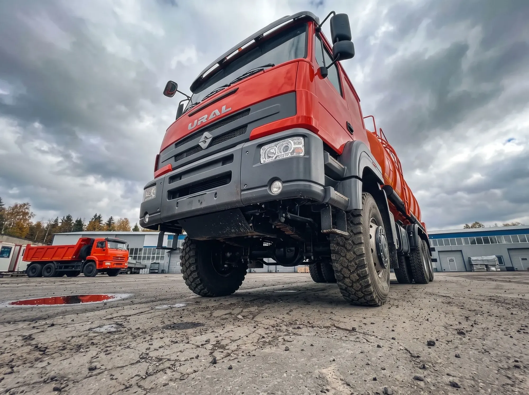 Автотопливозаправщик АТЗ-15 на шасси УРАЛ С35510 6х4 3